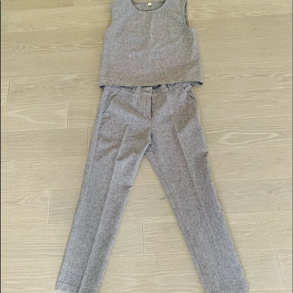 Set of top and bottom. - Picture 5 of 10